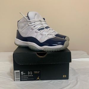 Air Jordan 11 Retro BG (White/University Blue) 5Y